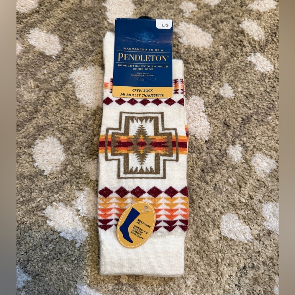 NWT Pendleton Crew Socks Unisex